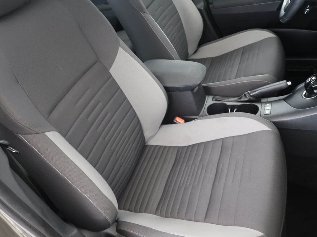 Toyota Auris Kombi 1,8 l 73 kw