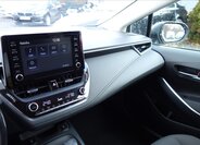 Toyota Corolla Sedan / Limuzína 1,6 l 97 kw