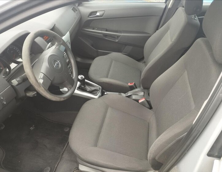 Opel Astra Hatchback 1,4 l 66 kw
