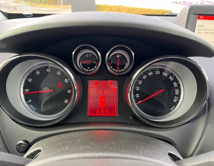 Opel Meriva MPV 1,4 l 103 kw