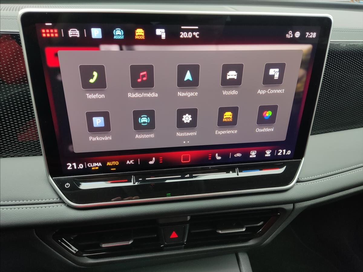 Volkswagen Tiguan SUV / Terénní 1,5 l 110 kw