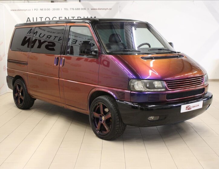 Volkswagen Caravelle Kombi 2,5 l 111 kw