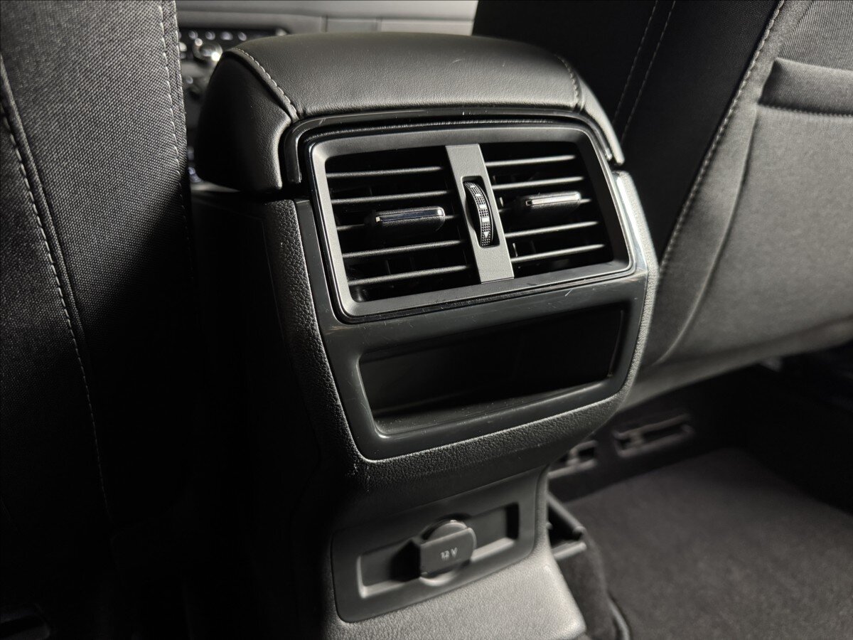 Škoda Karoq SUV / Terénní 2,0 l 85 kw