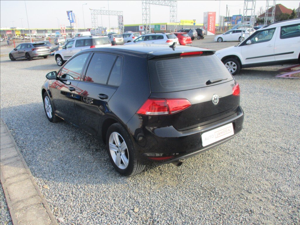 Volkswagen Golf Hatchback 1,2 l 77 kw