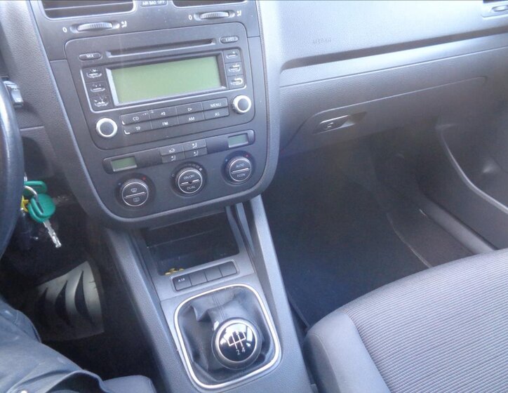 Volkswagen Golf Hatchback 1,6 l 75 kw