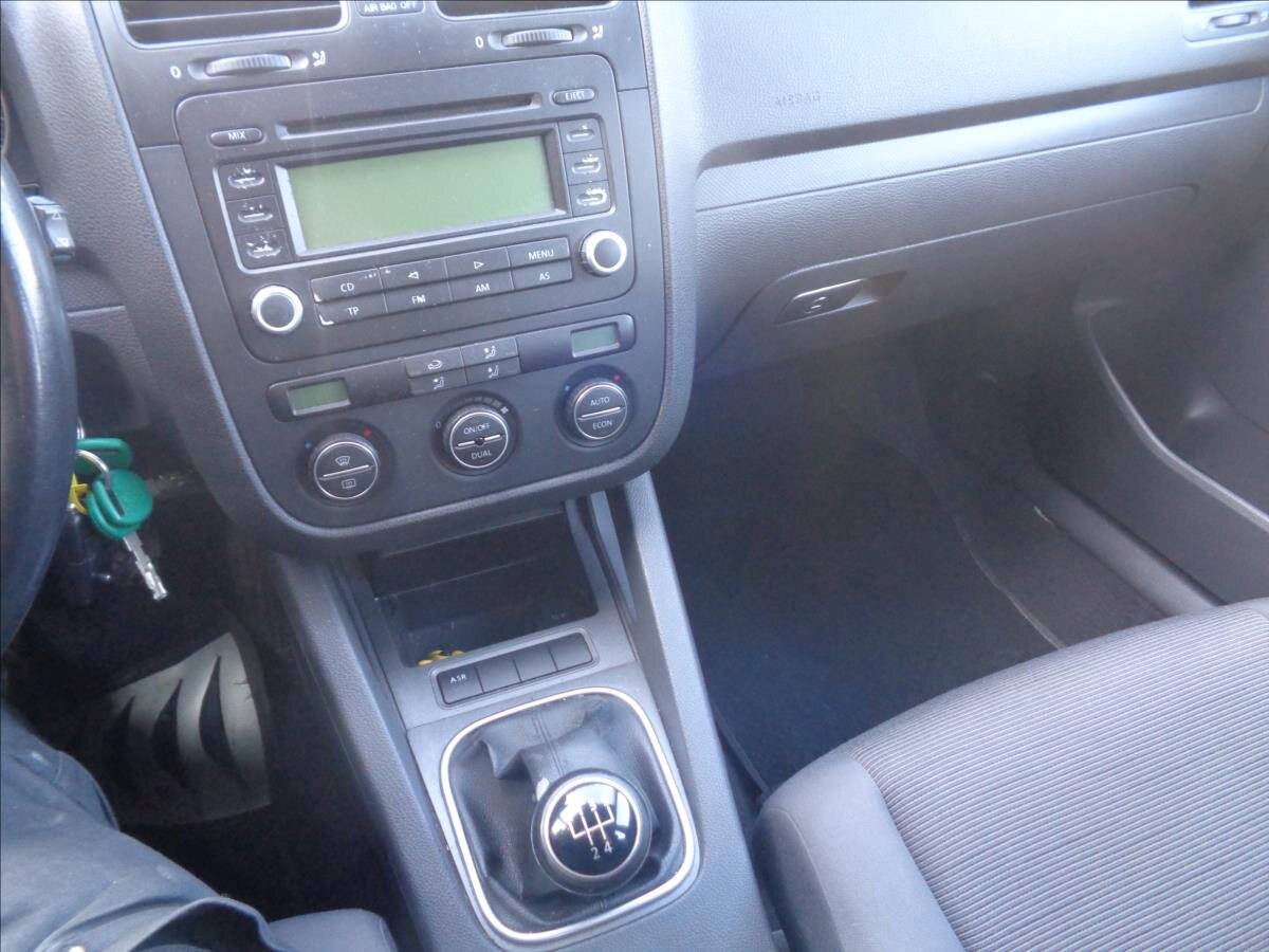 Volkswagen Golf Hatchback 1,6 l 75 kw