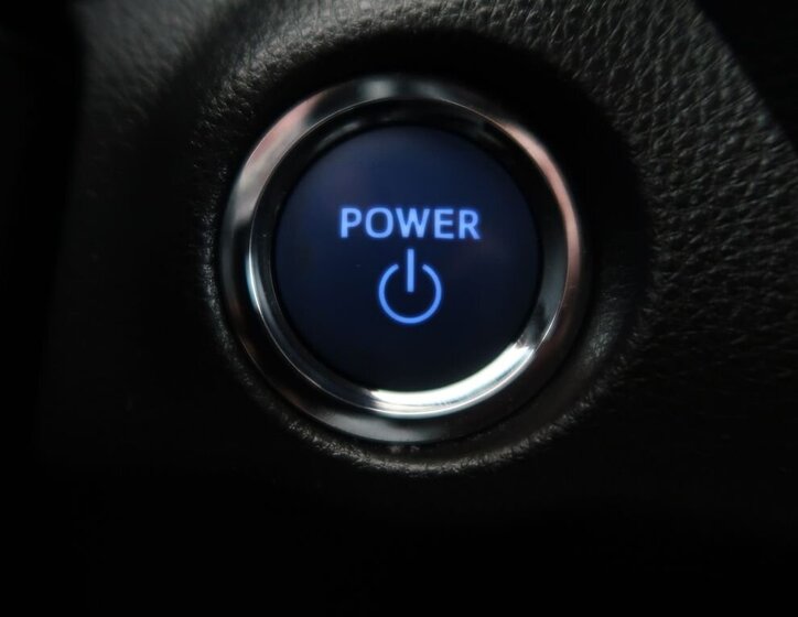 Toyota RAV4 SUV / Terénní 2,5 l 131 kw