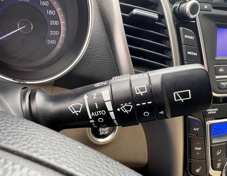 Hyundai i30 Kombi 1,6 l 99 kw