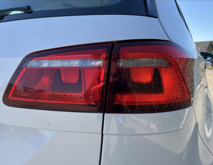 Volkswagen Golf Sportsvan Kombi 1,6 l 81 kw