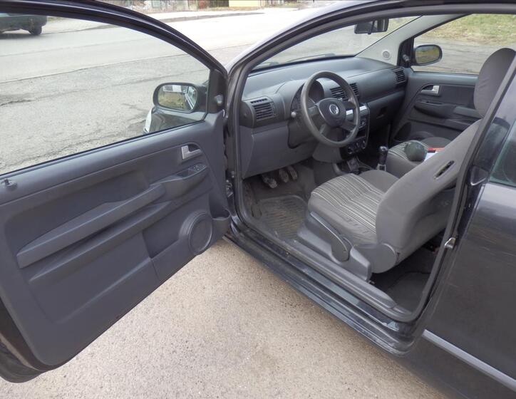 Volkswagen Fox 4
