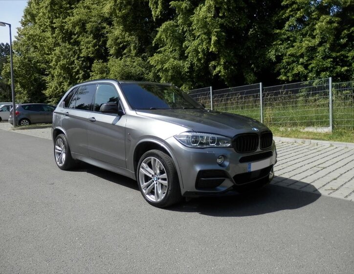 BMW X5 SUV 3,0 l 280 kw