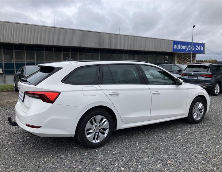 Škoda Octavia Kombi 2,0 l 85 kw