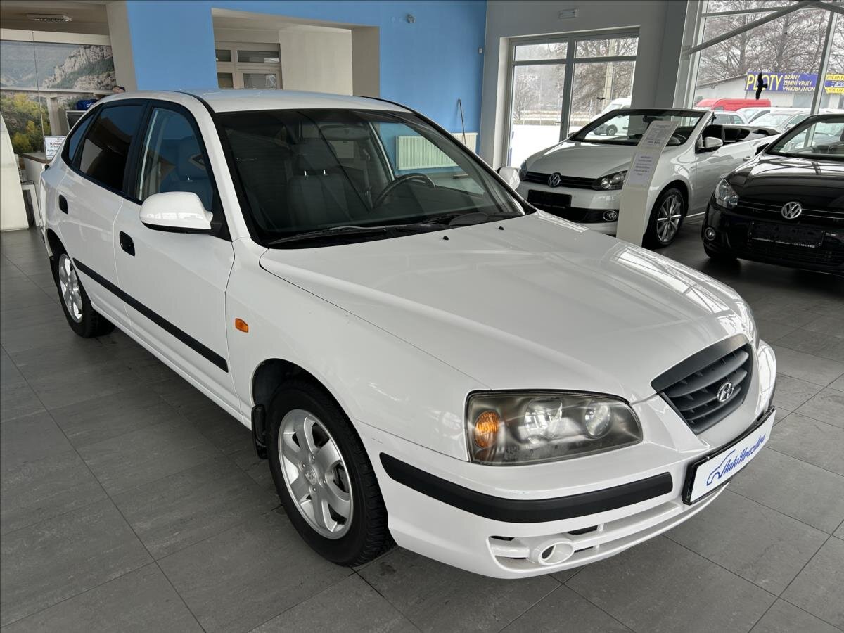 Hyundai Elantra Liftback 1,6 l 77 kw