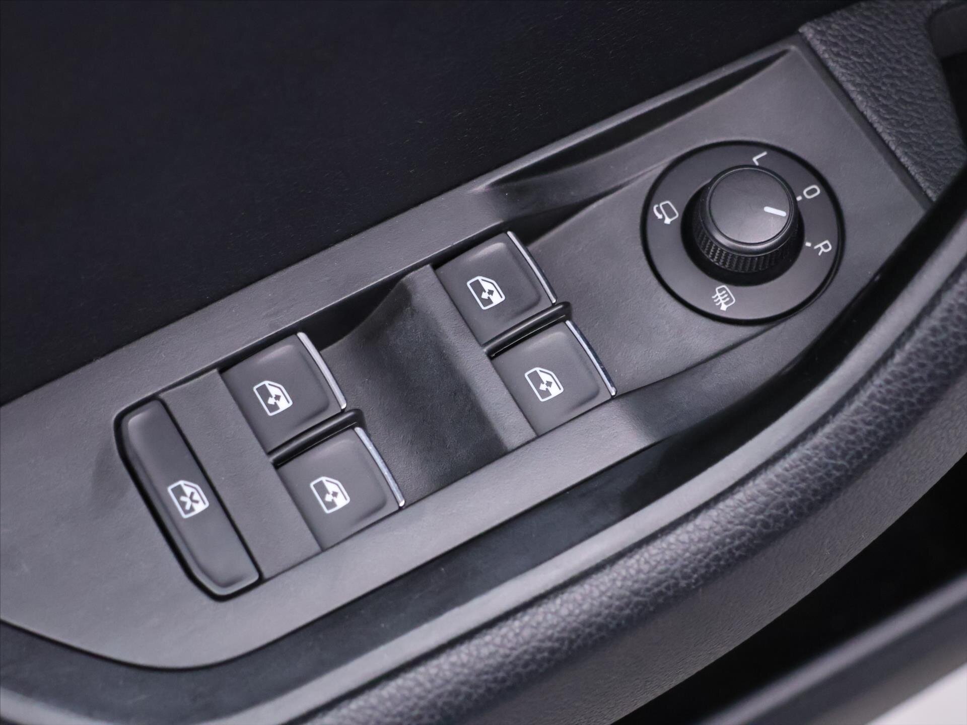 Škoda Superb Liftback 2,0 l 140 kw