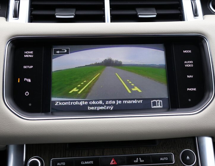 Land Rover Range Rover Sport SUV / Terénní 3,0 l 215 kw