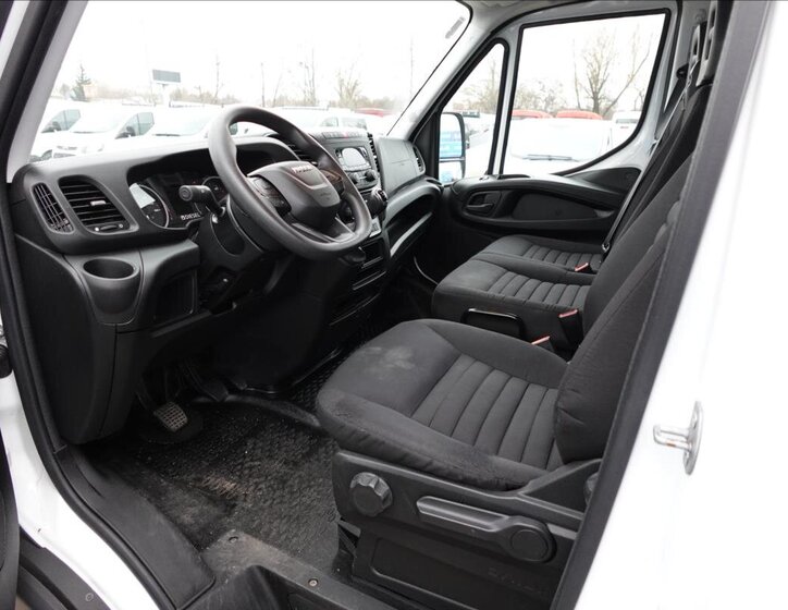 Iveco Daily Skříň 2,3 l 115 kw