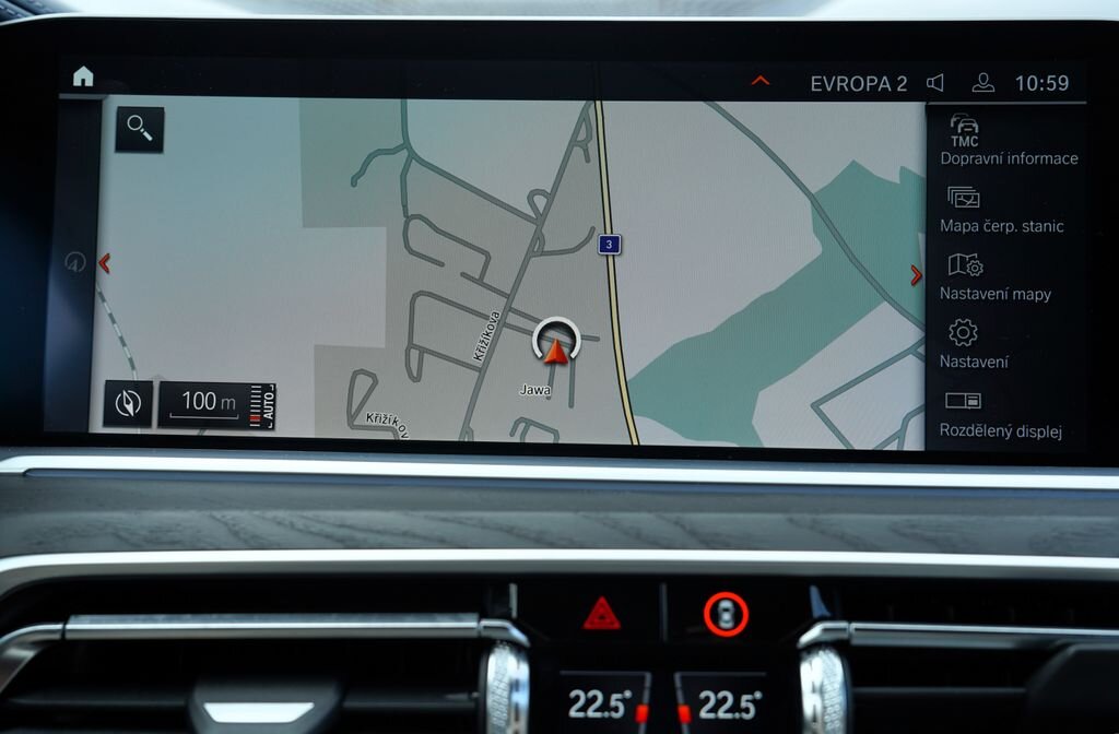 BMW X7 SUV / Terénní 3,0 l 250 kw