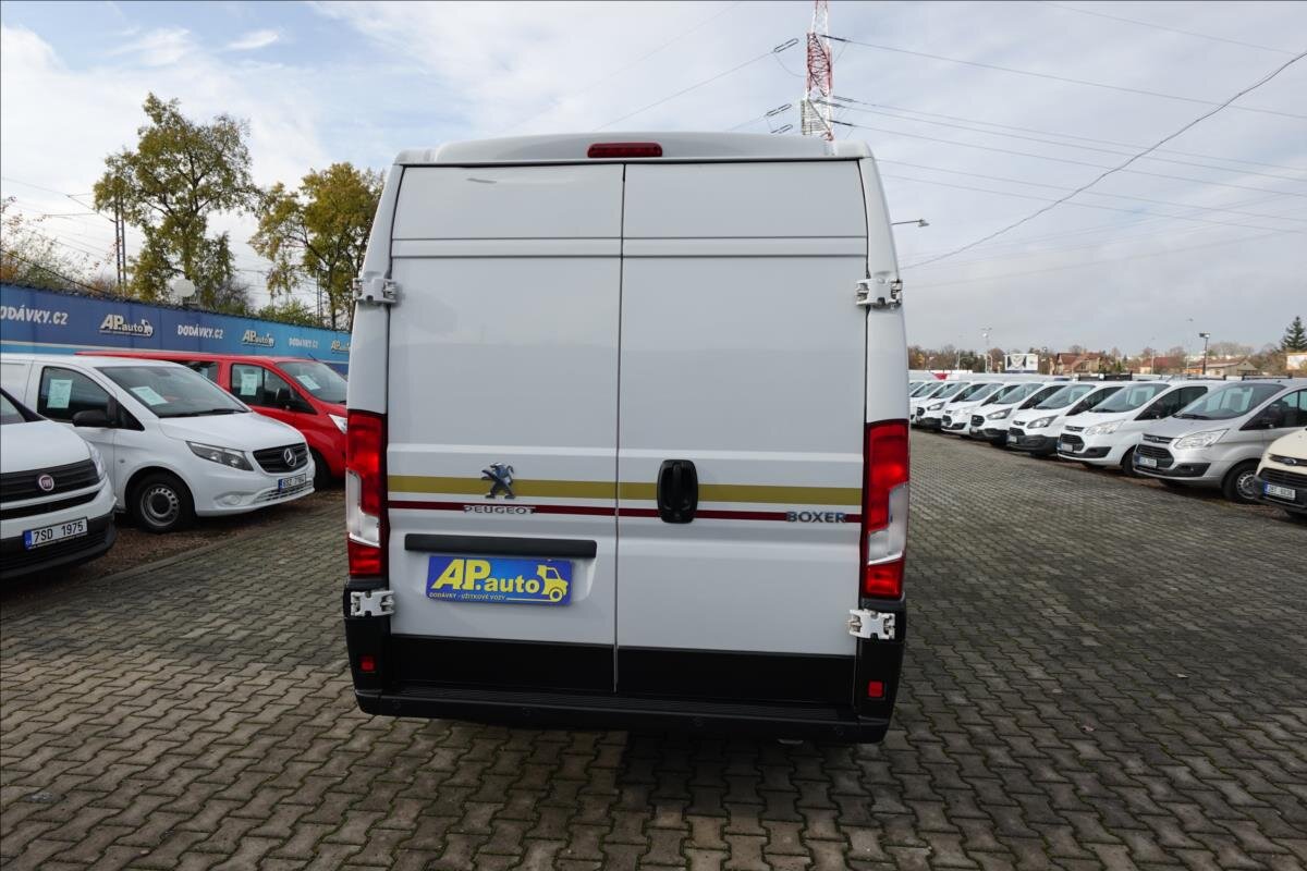 Peugeot Boxer Ostatní 2,2 l 121 kw