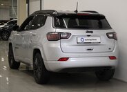 Jeep Compass SUV / Terénní 1,3 l 110 kw