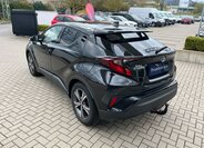 Toyota C-HR SUV / Terénní 1,8 l 72 kw