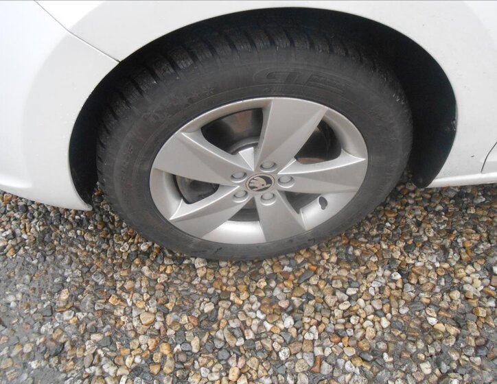 Škoda Rapid Hatchback 1,6 l 85 kw