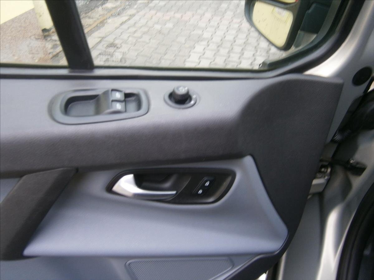 Ford Transit Custom Kombi 2,2 l 92 kw