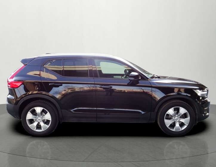 Volvo XC40 SUV 2,0 l 110 kw