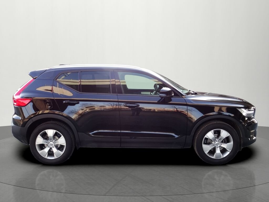 Volvo XC40 SUV 2,0 l 110 kw