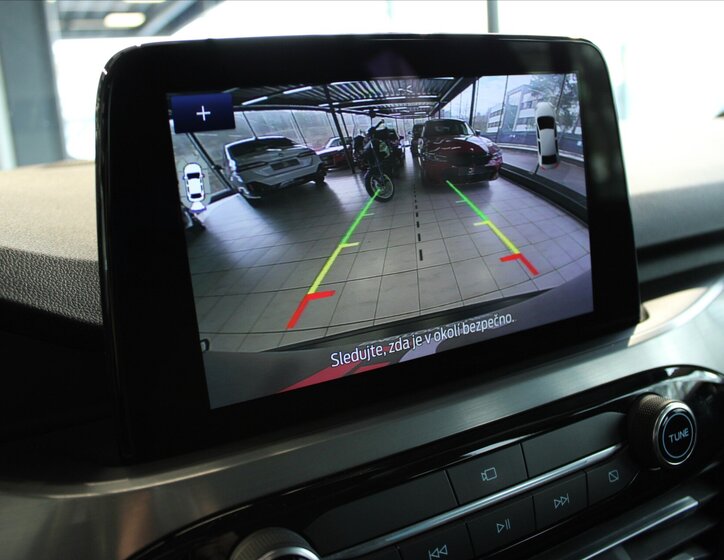 Ford Kuga SUV / Terénní 2,0 l 140 kw