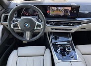 BMW X7 9