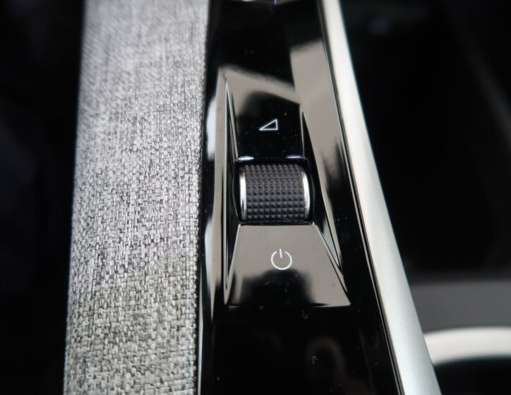 Peugeot 3008 SUV / Terénní 1,2 l 100 kw