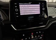 Volkswagen T-Roc SUV 2,0 l 140 kw