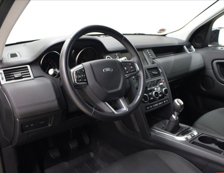 Land Rover Discovery Sport SUV 2,0 l 110 kw