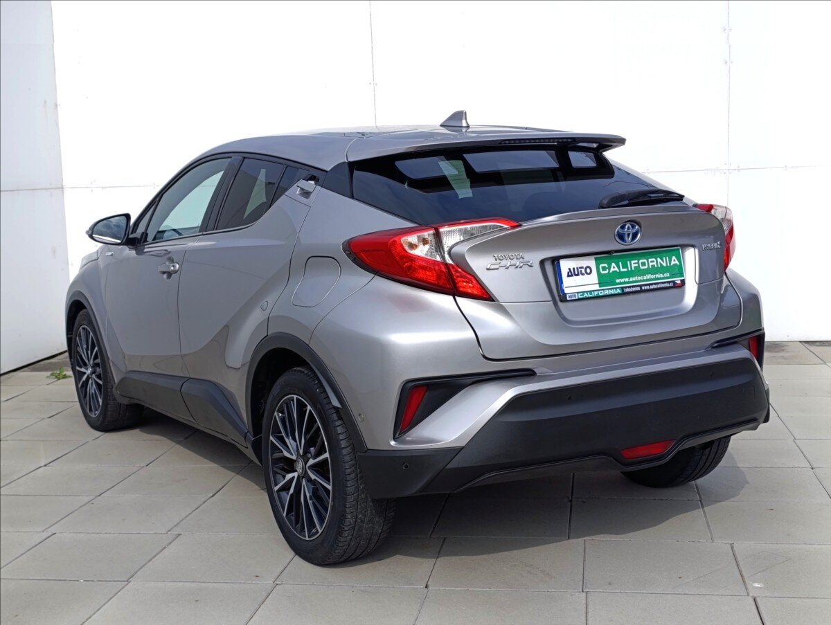 Toyota C-HR Hatchback 1,8 l 72 kw