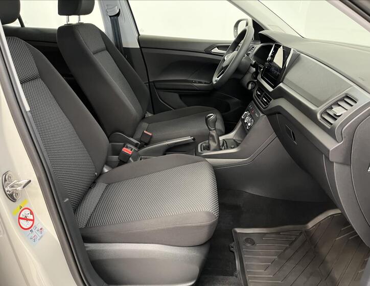 Volkswagen T-Cross 18