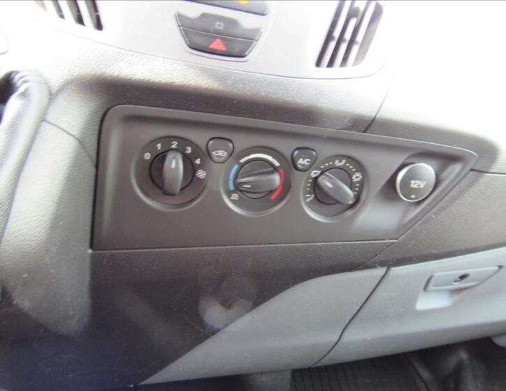Ford Transit 16