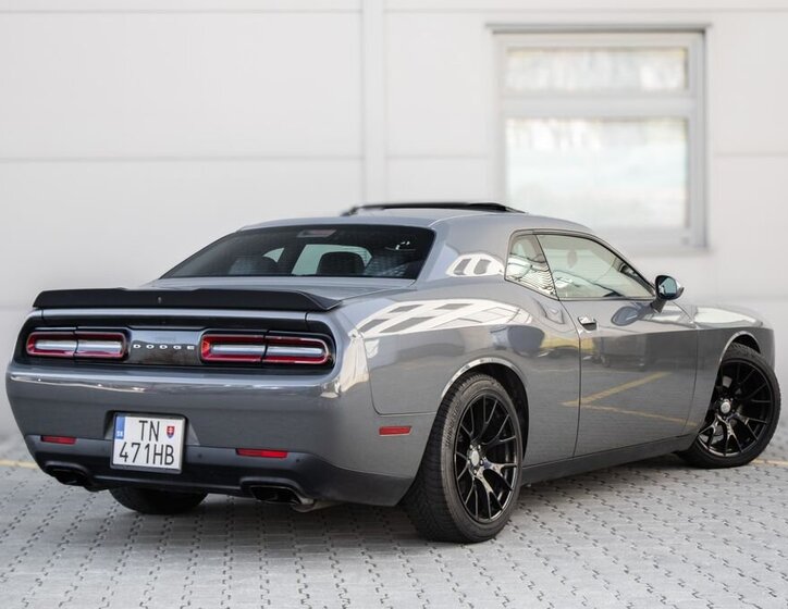 Dodge Challenger Kupé 5,7 l 277 kw