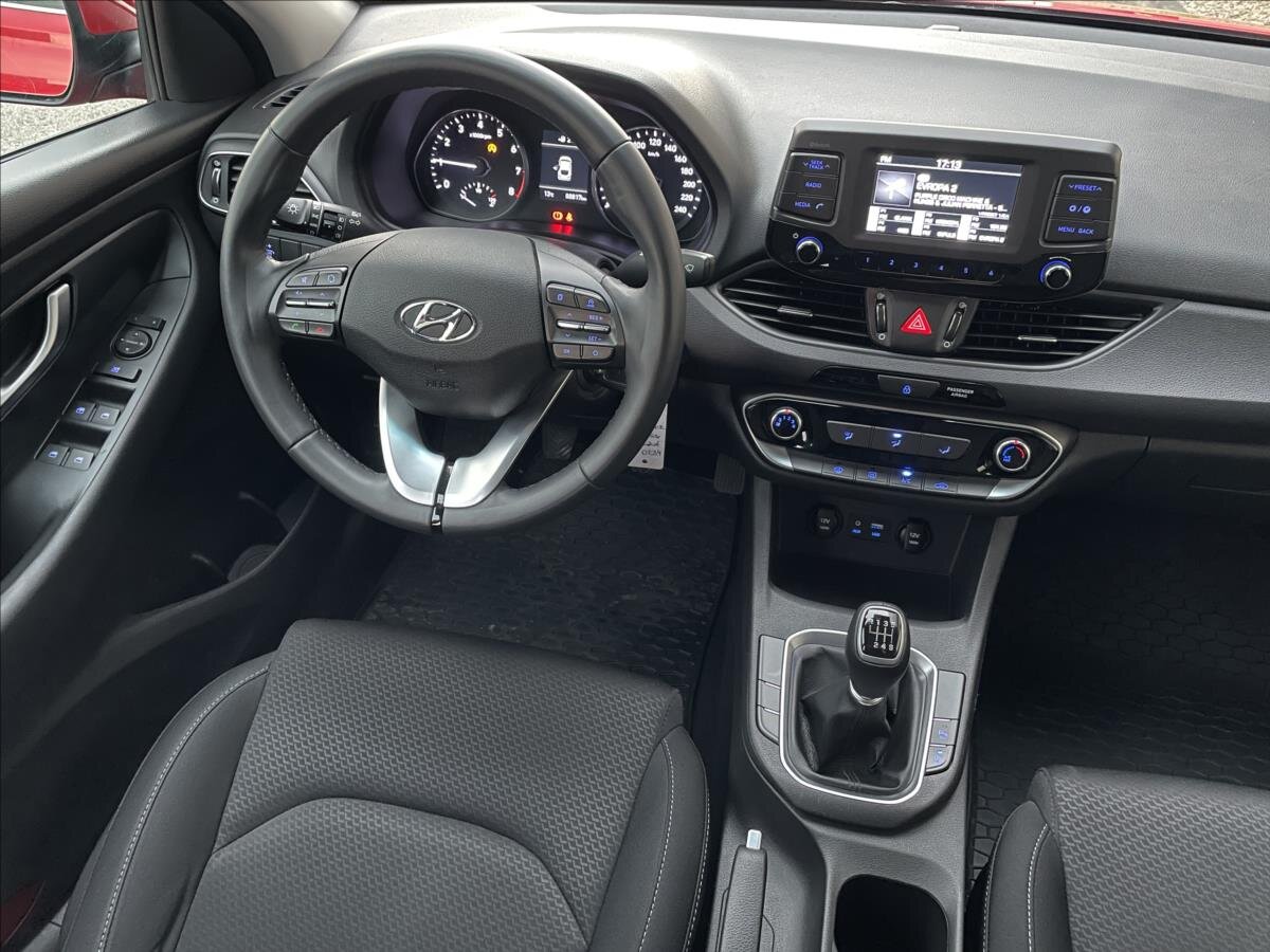 Hyundai i30 Liftback 998,0 88 kw