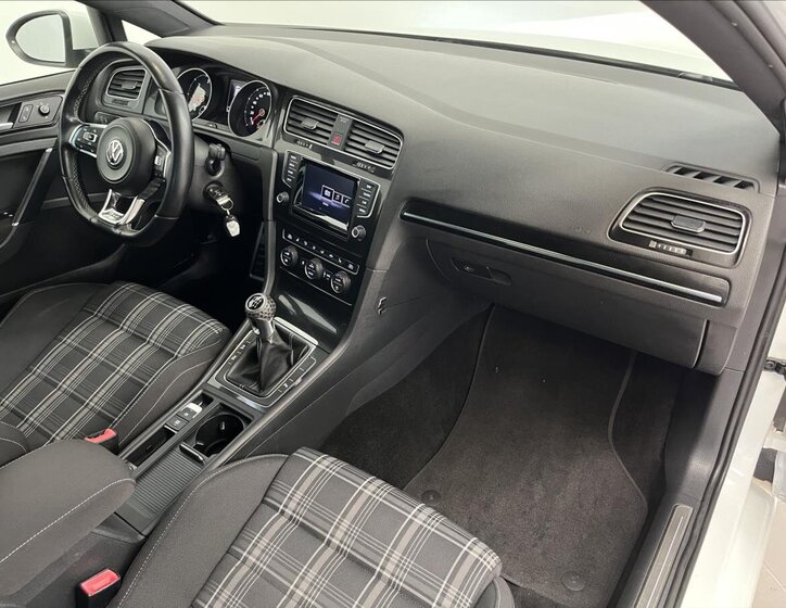 Volkswagen Golf Hatchback 2,0 l 135 kw