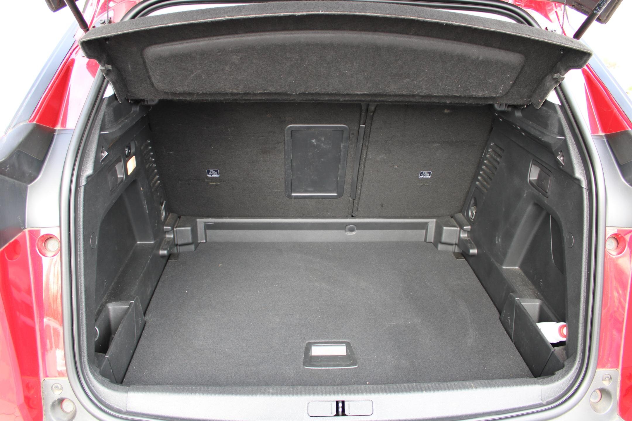 Peugeot 3008 SUV / Terénní 1,5 l 96 kw