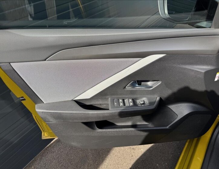 Opel Astra Hatchback 1,2 l 81 kw