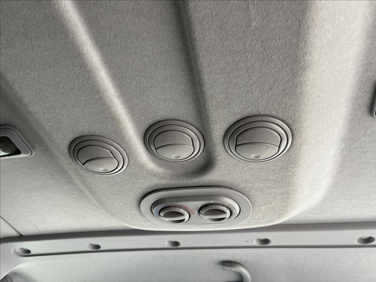 Peugeot Boxer Kombi 2,2 l 88 kw