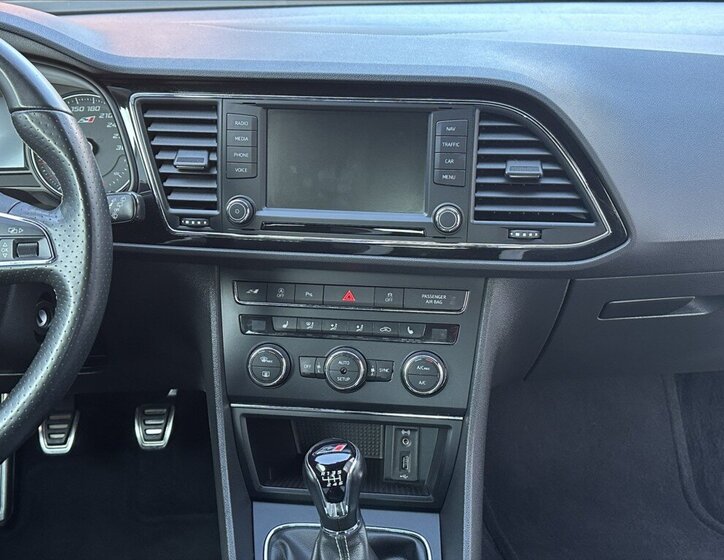 Seat Leon Hatchback 2,0 l 213 kw