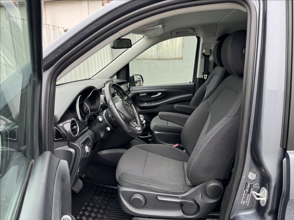Mercedes-Benz Třídy V Kombi 2,1 l 120 kw