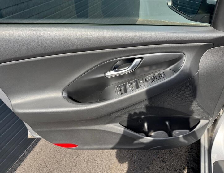 Hyundai i30 Hatchback 998,0 88 kw