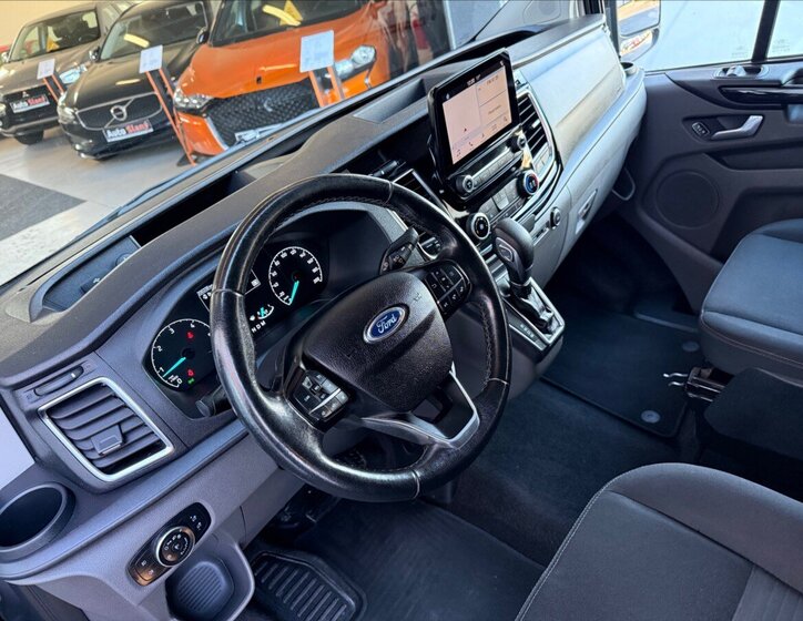 Ford Transit Custom 9