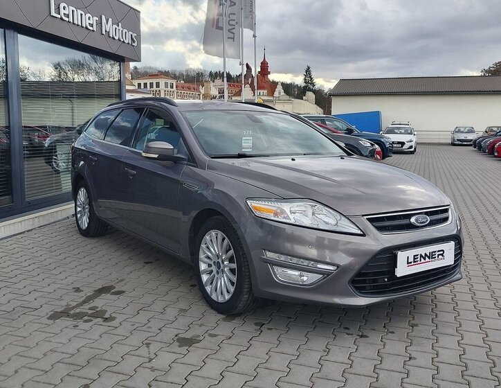 Ford Mondeo Kombi 1,6 l 118 kw
