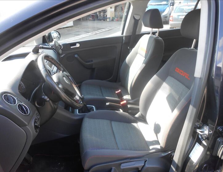 Volkswagen Golf Hatchback 1,4 l 59 kw