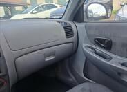 Hyundai Accent 20
