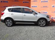 Suzuki S-Cross 8